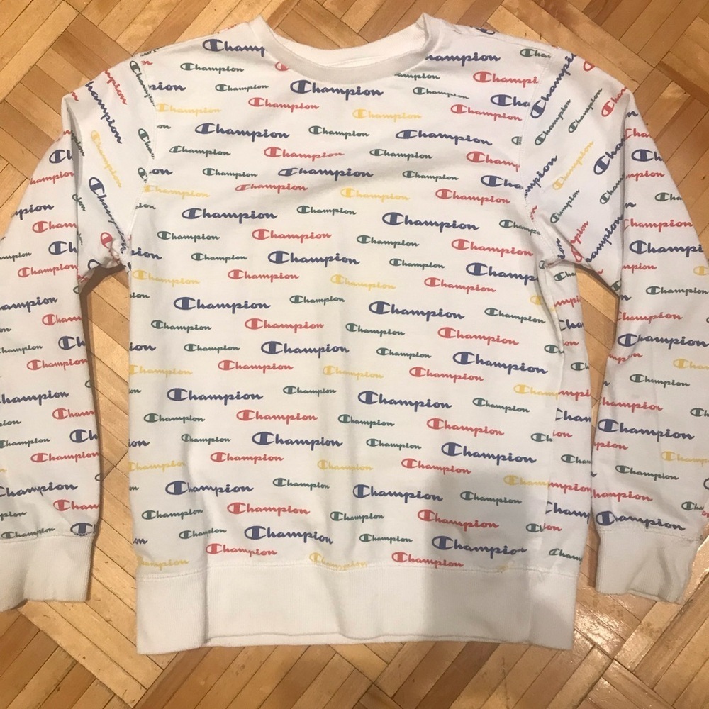 3/15$ Champion Multicolor Logo Sweatshirt